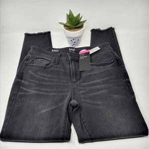 NEW a.n.a Skinny Ankle Pants
